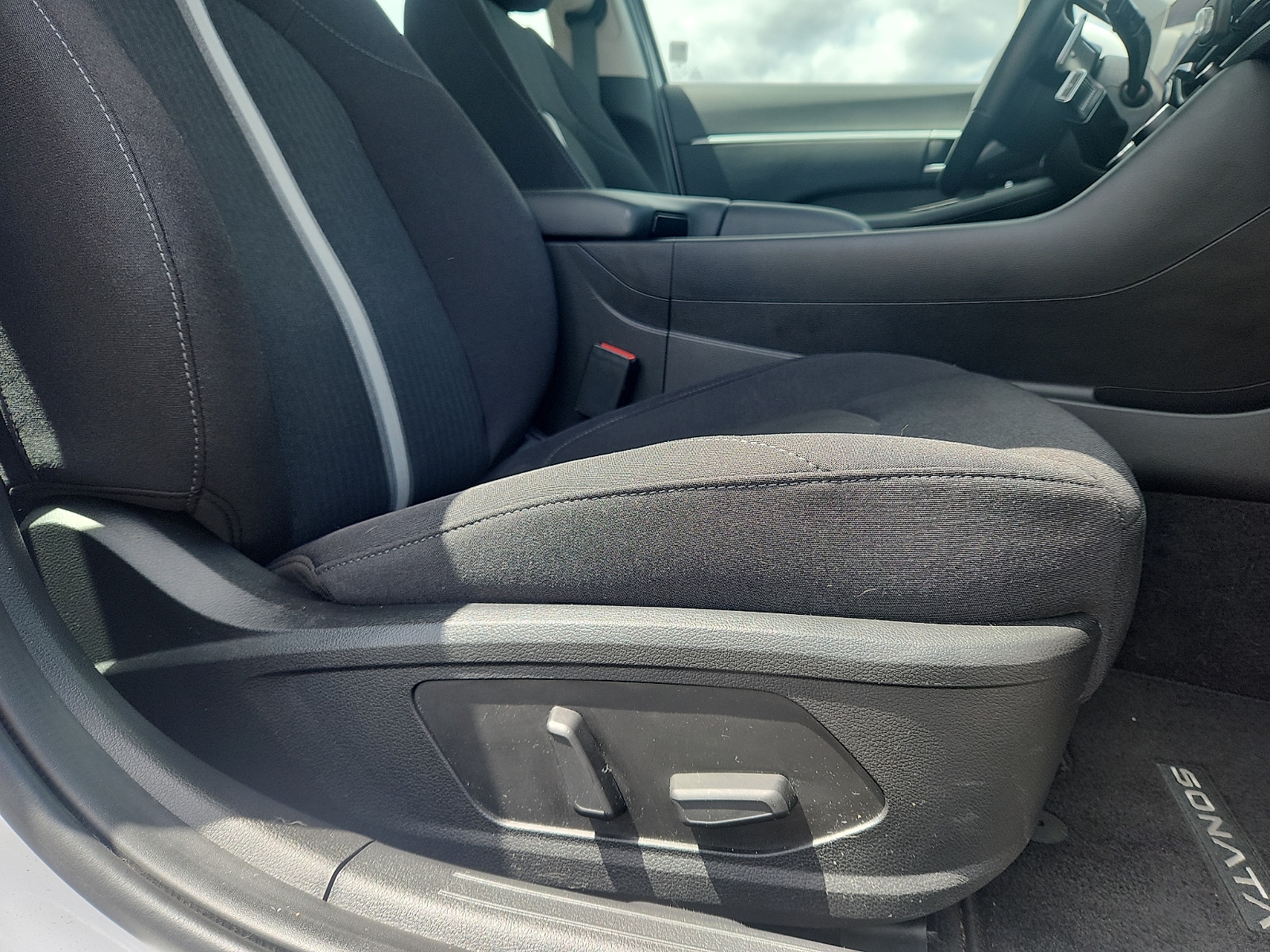 2025 Hyundai Sonata Hybrid SEL - Photo 33