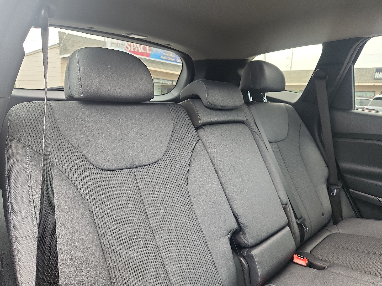 2023 Hyundai Santa Fe SE - Photo 29