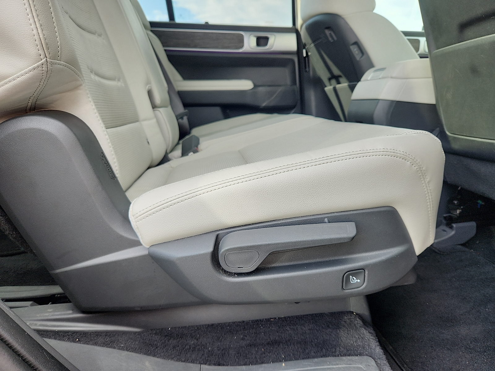 2024 Hyundai Santa Fe Limited - Photo 33