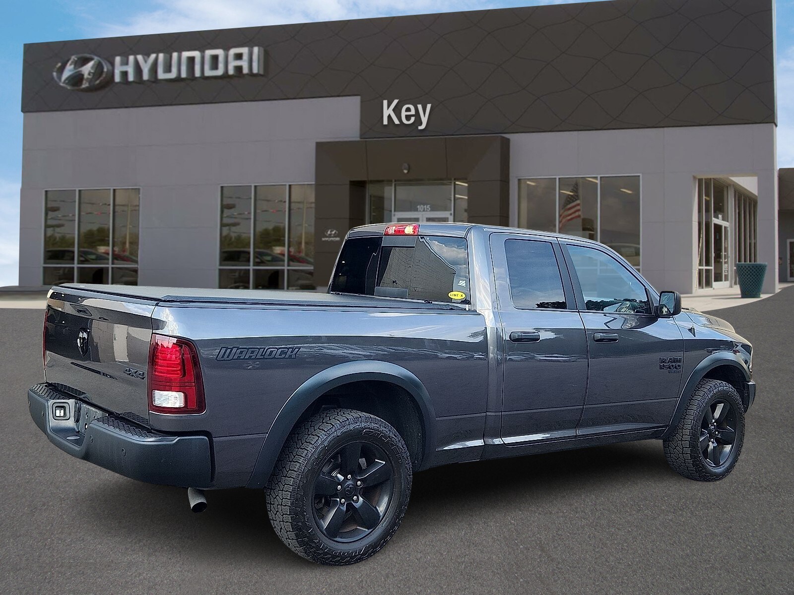 2020 Ram 1500 Classic SLT photo 3