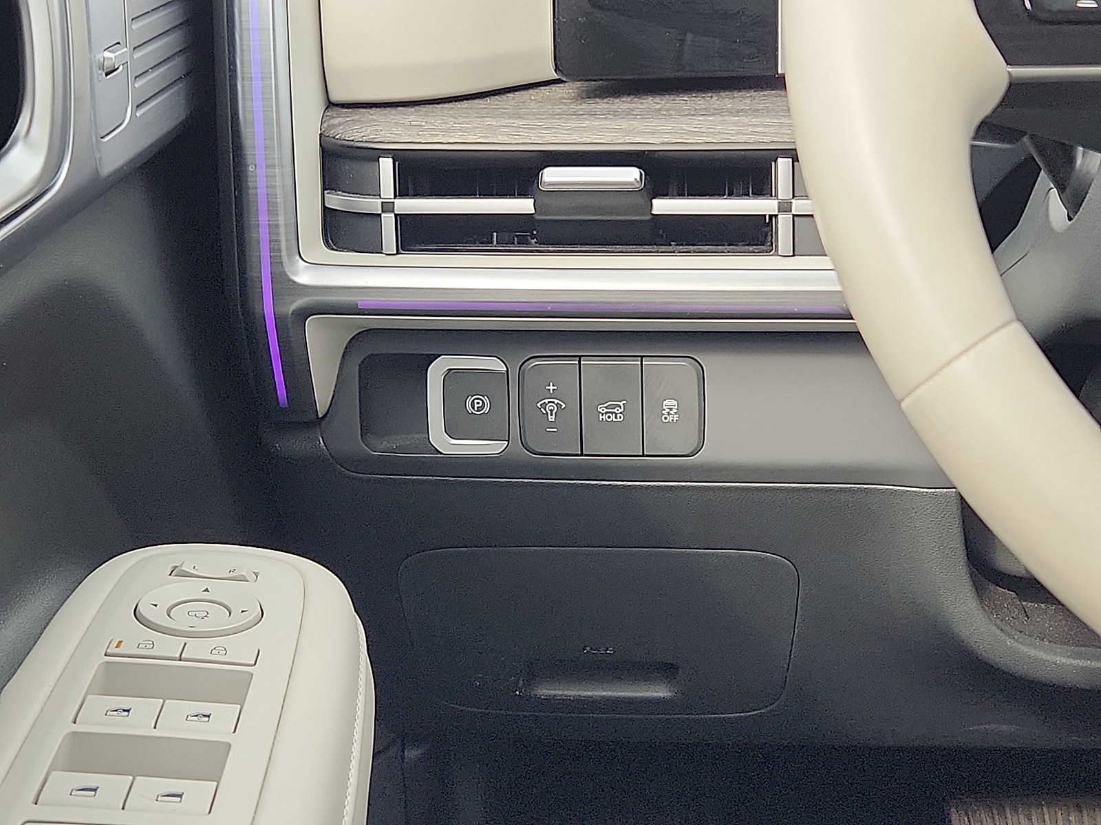 2024 Hyundai Santa Fe Limited - Photo 13