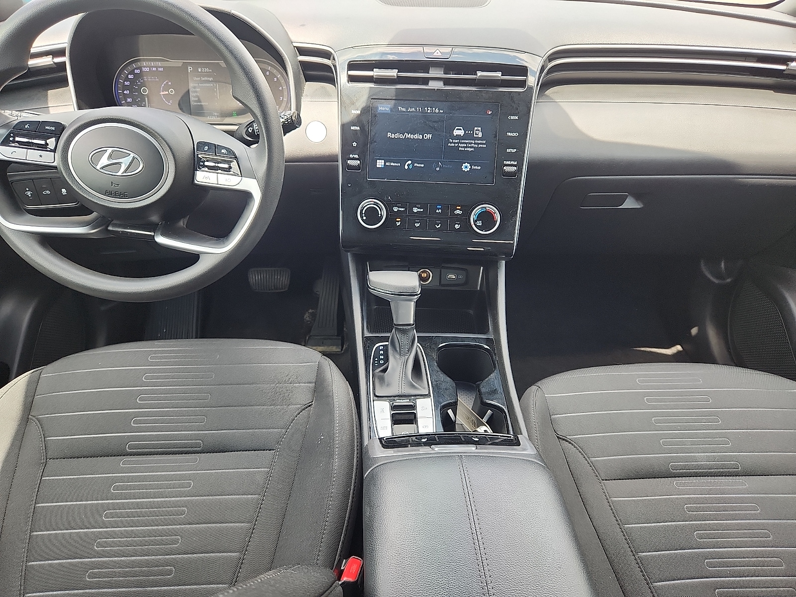 2022 Hyundai Santa Cruz SEL - Photo 9
