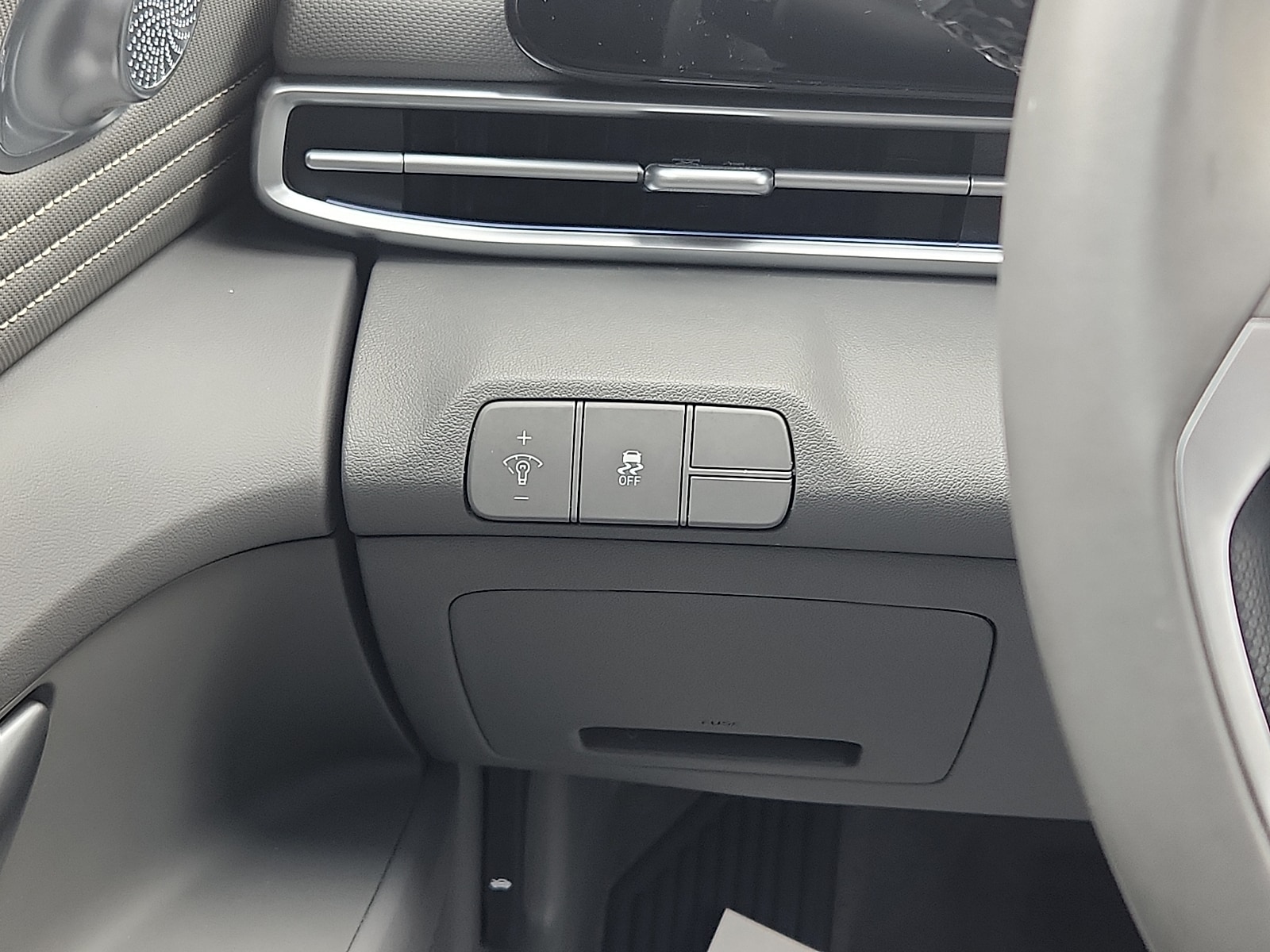 2024 Hyundai Elantra SEL - Photo 13