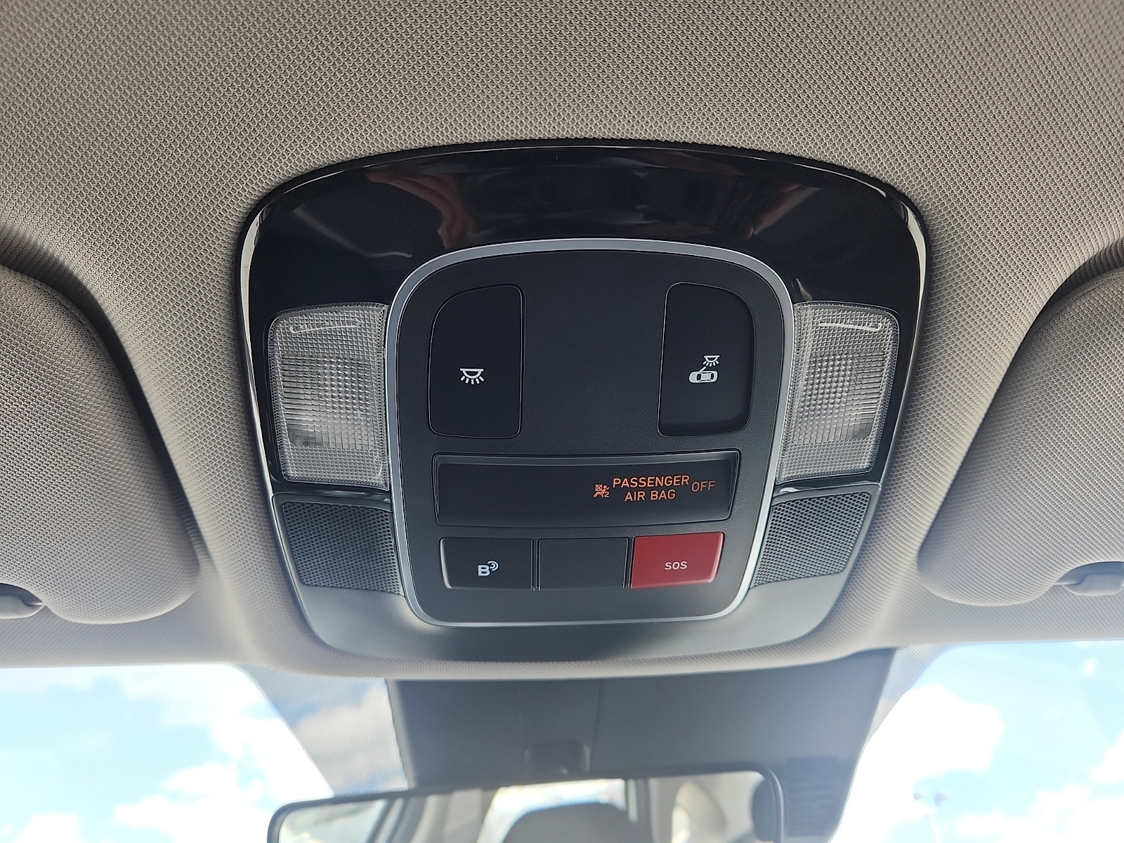 2025 Hyundai Sonata Hybrid SEL - Photo 20