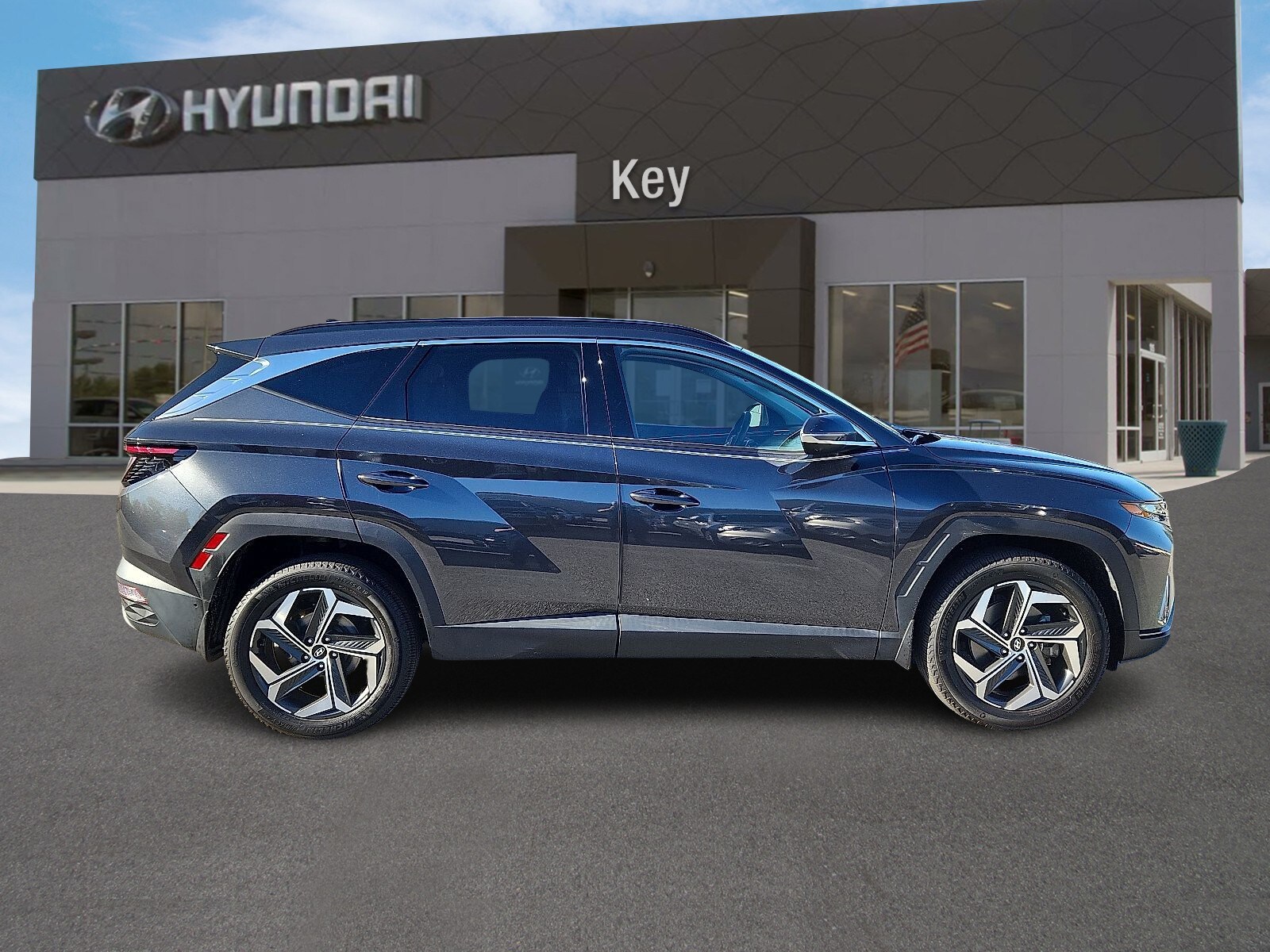 2023 Hyundai Tucson Limited photo 2