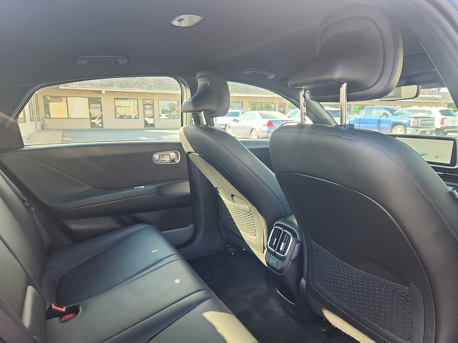 2023 Hyundai IONIQ 6 SEL - Photo 28