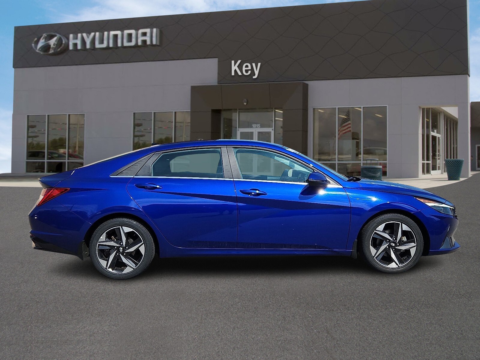 2023 Hyundai Elantra Limited photo 2
