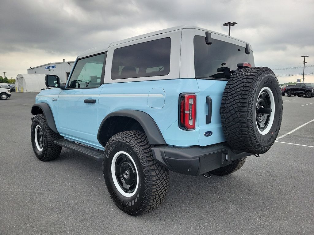 2024 Ford Bronco Heritage Limited First Edition photo 2