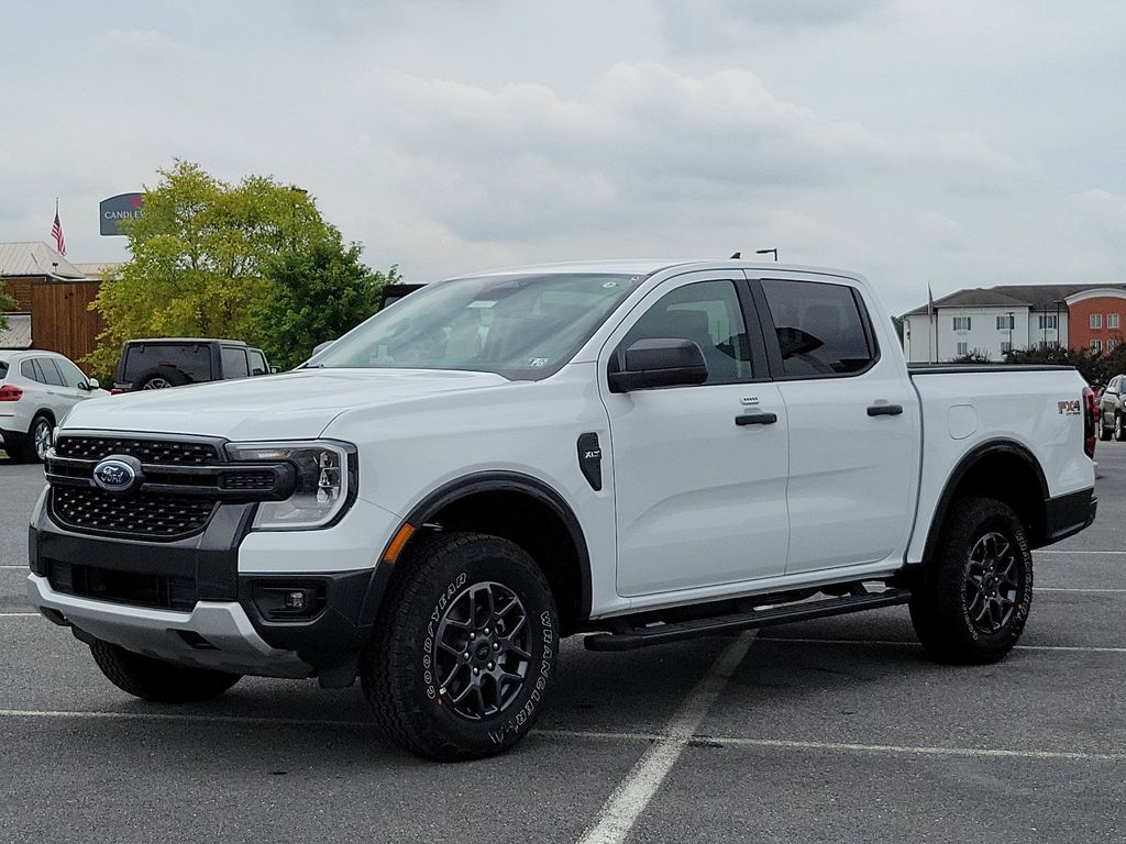2024 Ford Ranger XLT photo 2