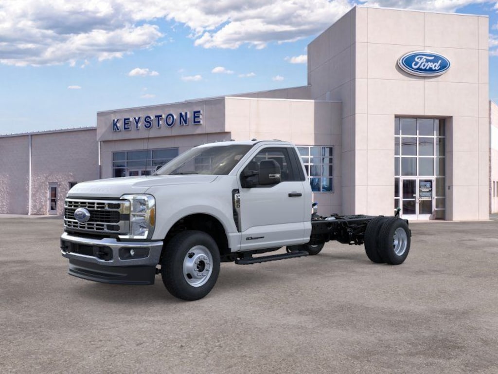 New 2026 Ford F-350SD XL Chassis
