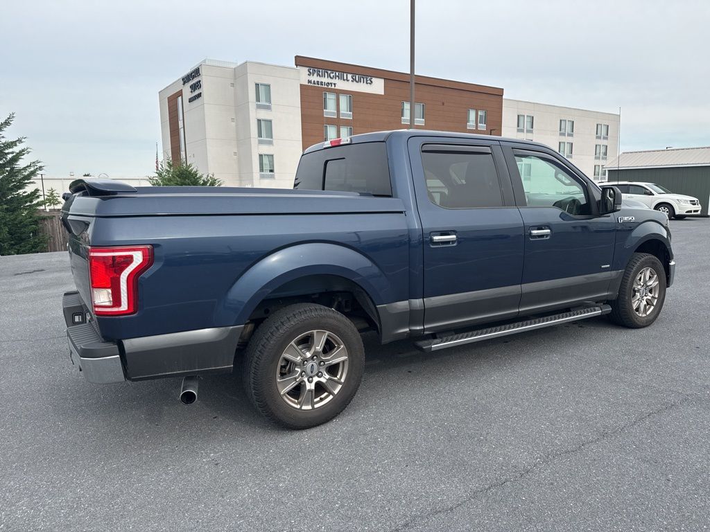 2015 Ford F-150 XLT photo 4