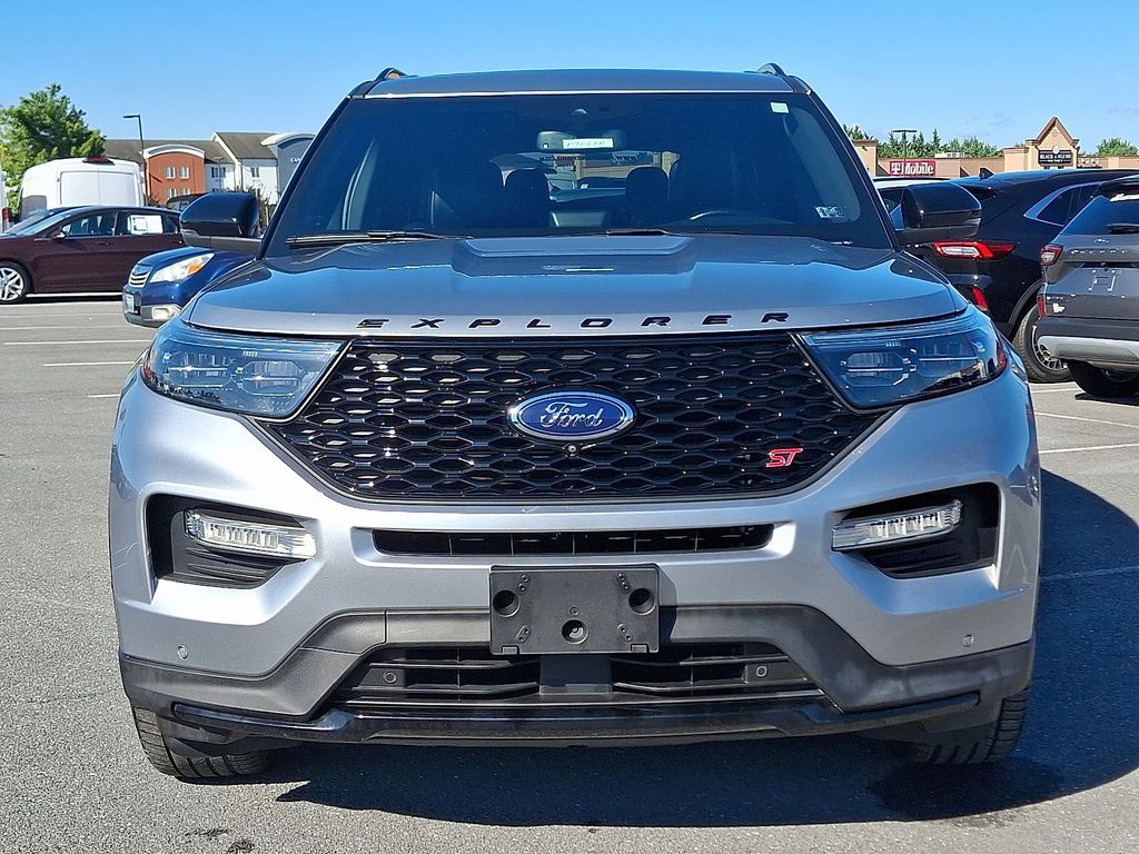 2020 Ford Explorer ST photo 2