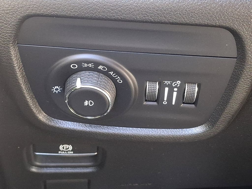 2024 Jeep Grand Cherokee Overland - Photo 28