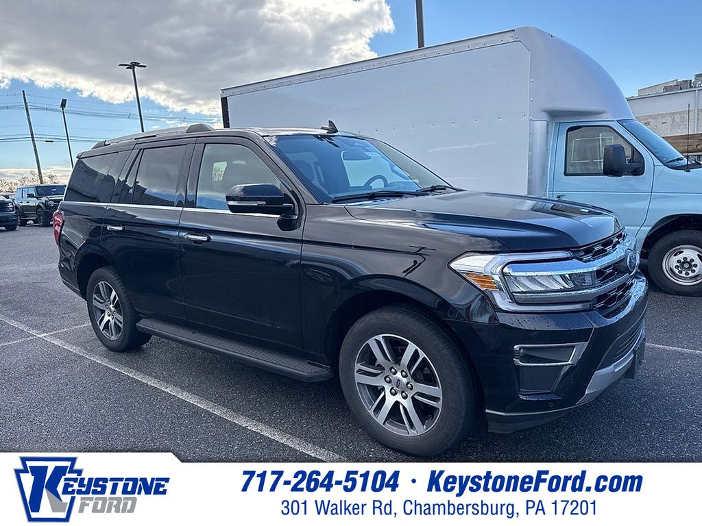 2024 Ford Expedition Limited's photo