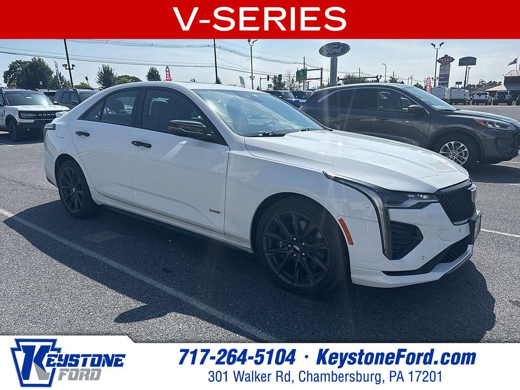 2023 Cadillac CT4 V-Series's photo