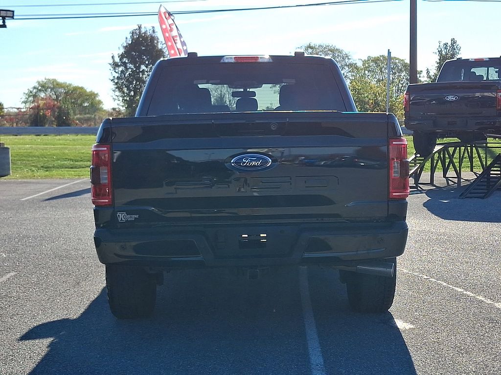 2022 Ford F-150 XLT photo 4