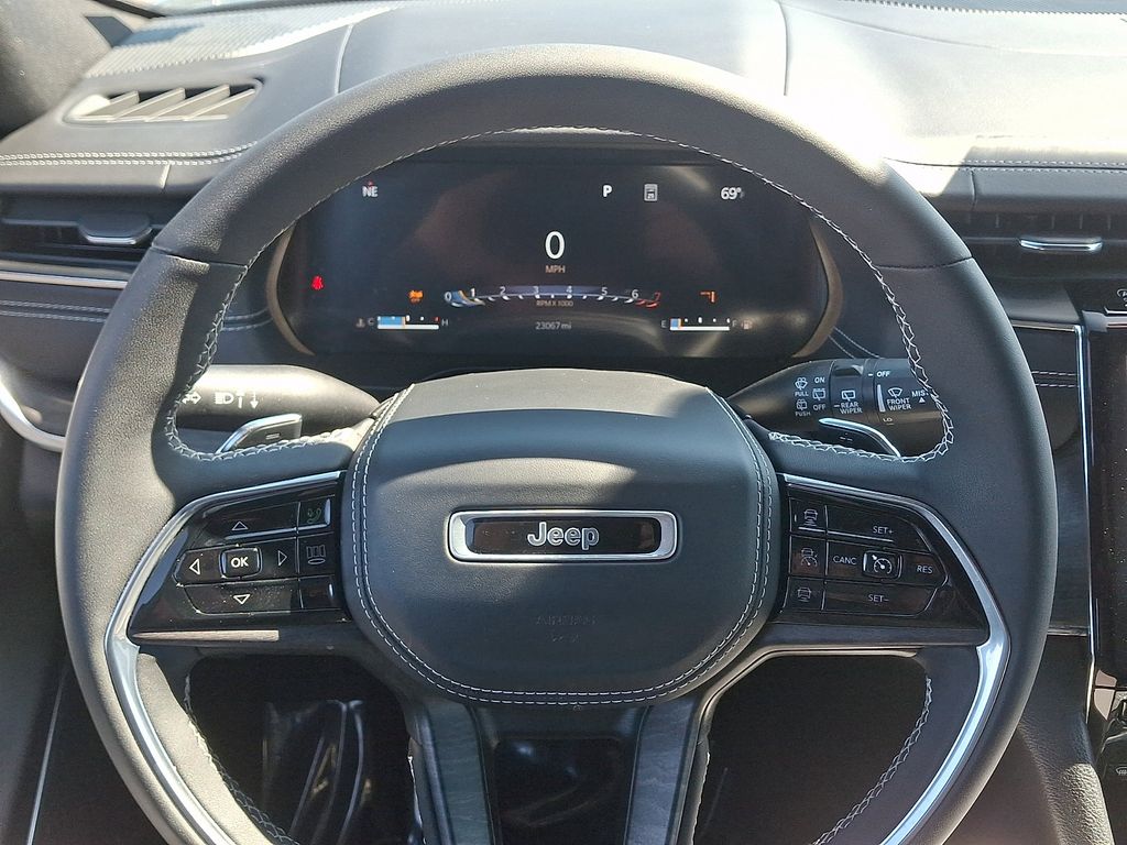 2024 Jeep Grand Cherokee Overland - Photo 21