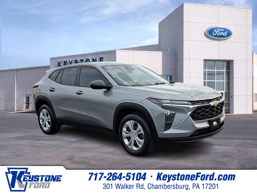 2024 Chevrolet Trax LS