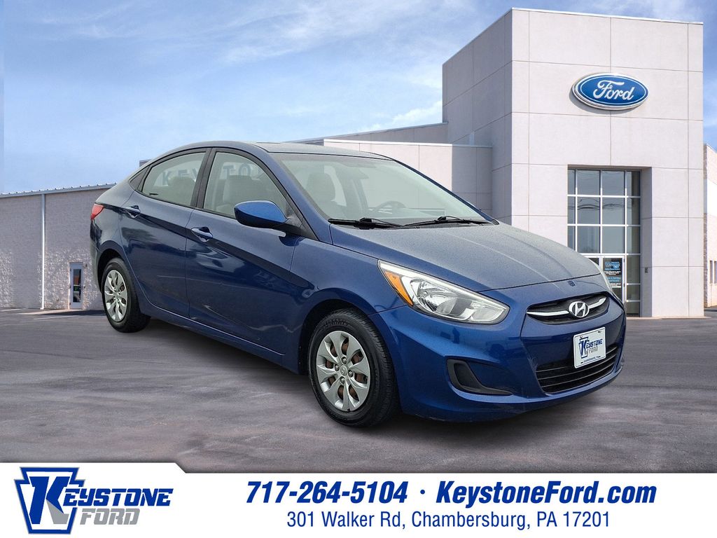 2017 Hyundai Accent SE 4-Door 6-Speed Automatic's photo