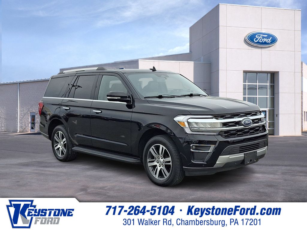 2024 Ford Expedition Limited's photo