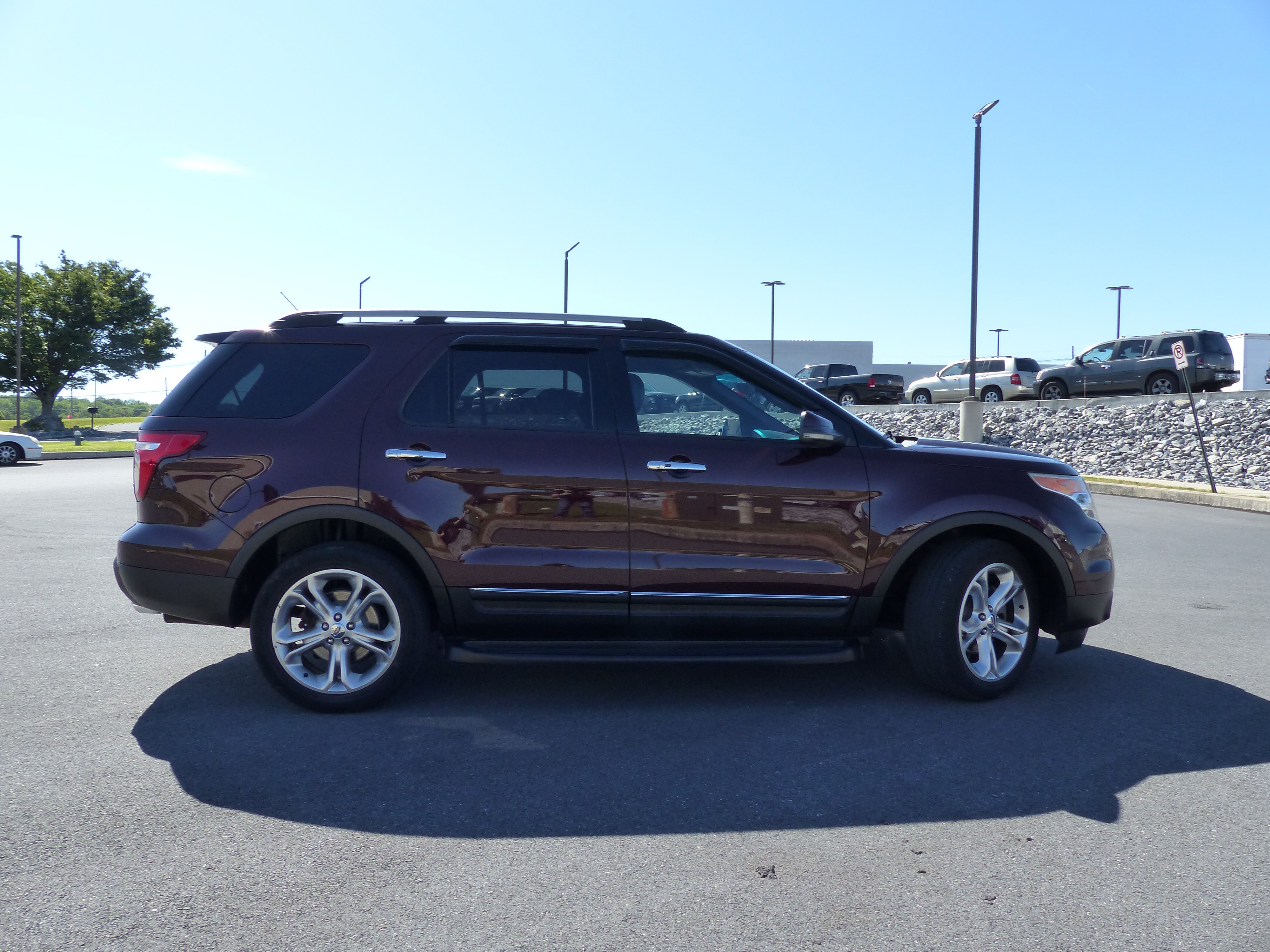 Used 2011 Ford Explorer Limited with VIN 1FMHK8F86BGA25273 for sale in Chambersburg, PA