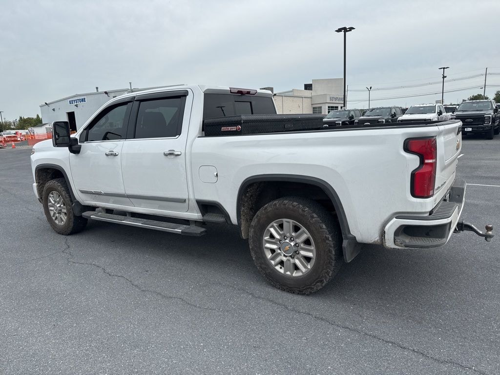 Used 2024 Chevrolet Silverado 2500 HD High Country Truck Crew Cab