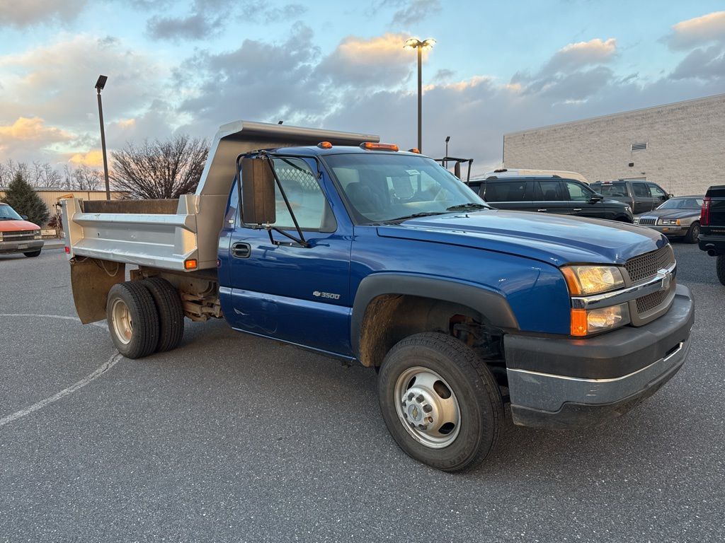 2003 Chevrolet Silverado Base