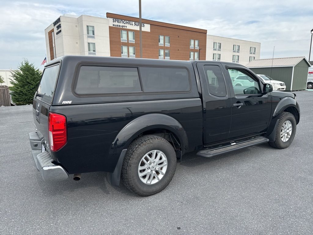 2015 Nissan Frontier SV photo 4