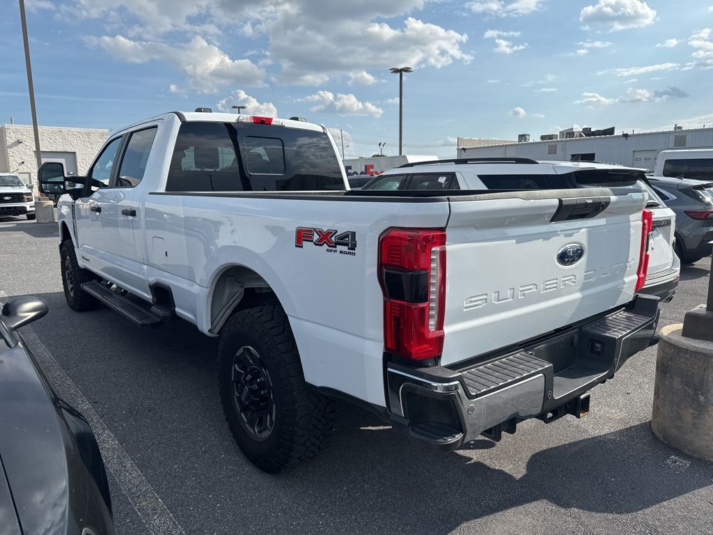2023 Ford F-250 XL photo 3