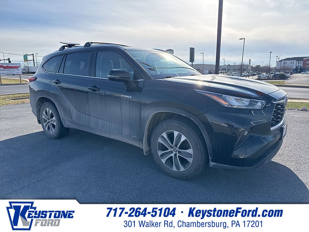 2020 Toyota Highlander XLE's photo