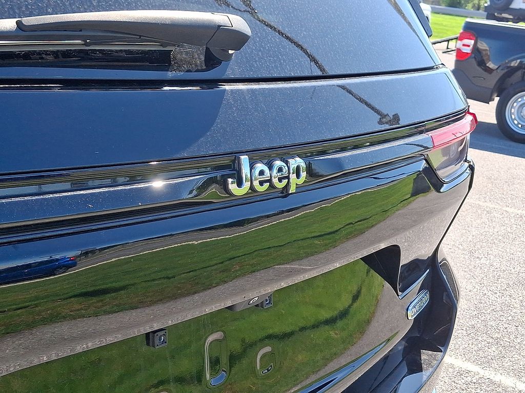 2024 Jeep Grand Cherokee Overland - Photo 32