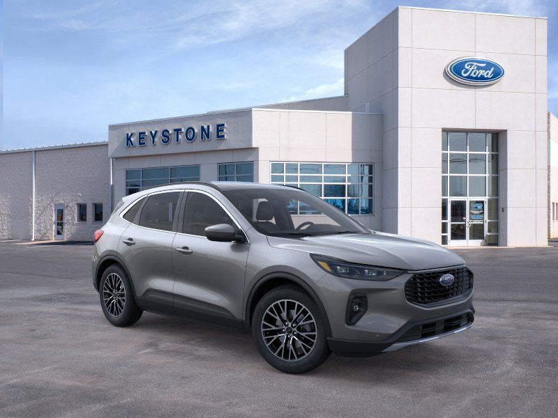 2025 Ford Escape Plug-In Hybrid Base
