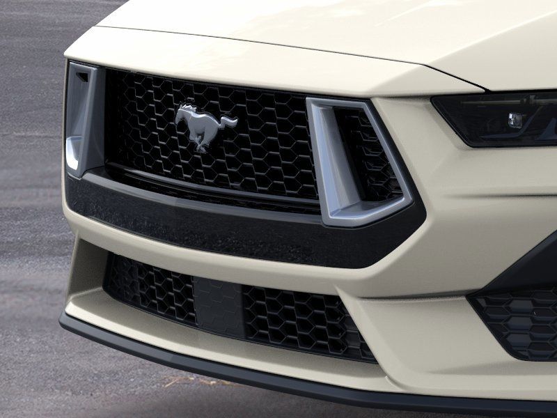2025 Ford Mustang GT Premium Convertible - Photo 17