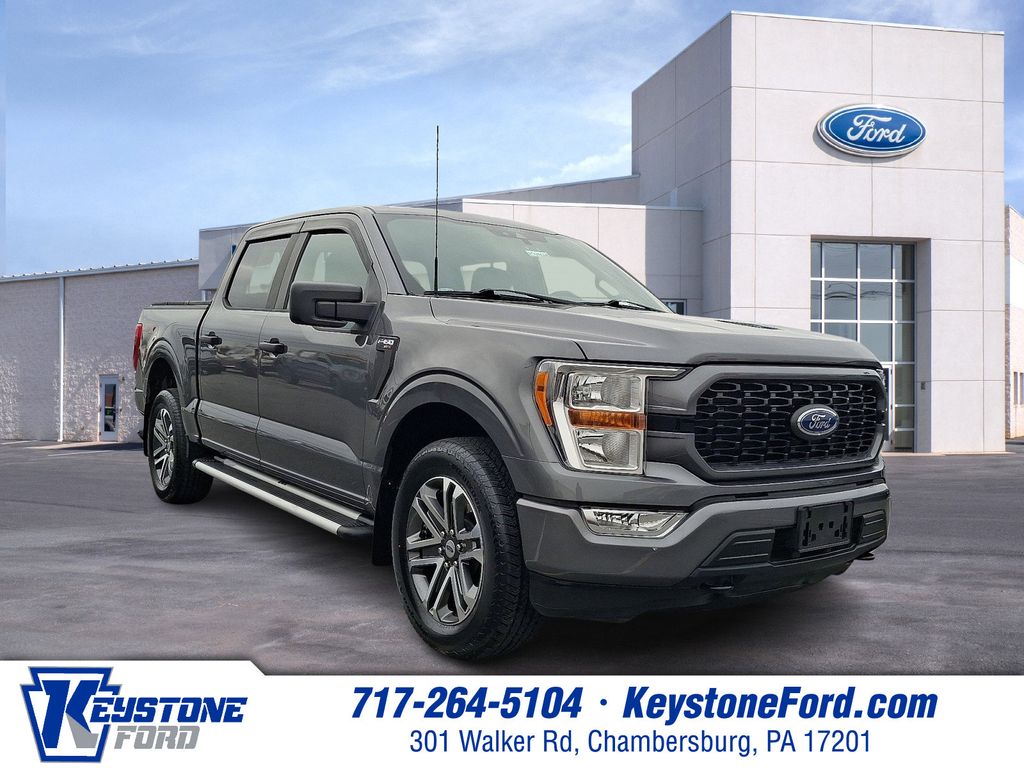 2021 Ford F-150 XL's photo