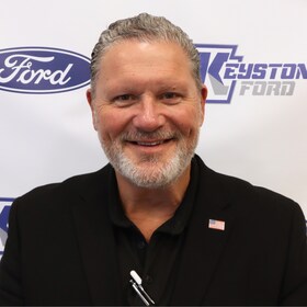 Staff member Doug Stahl from b00db0ac1709