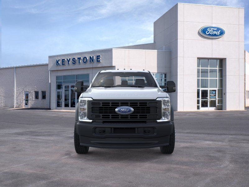 2025 Ford F-600 Super Duty Chassis Cab XL - Photo 6