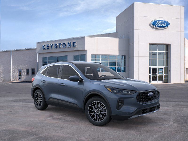 2025 Ford Escape Plug-in hybrid