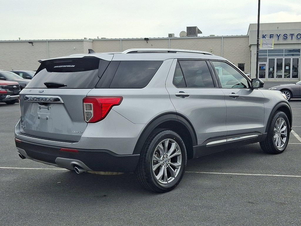2024 Ford Explorer Limited photo 3