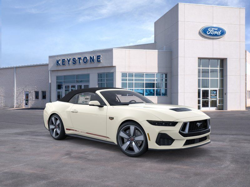 2025 Ford Mustang GT Premium Convertible - Photo 7