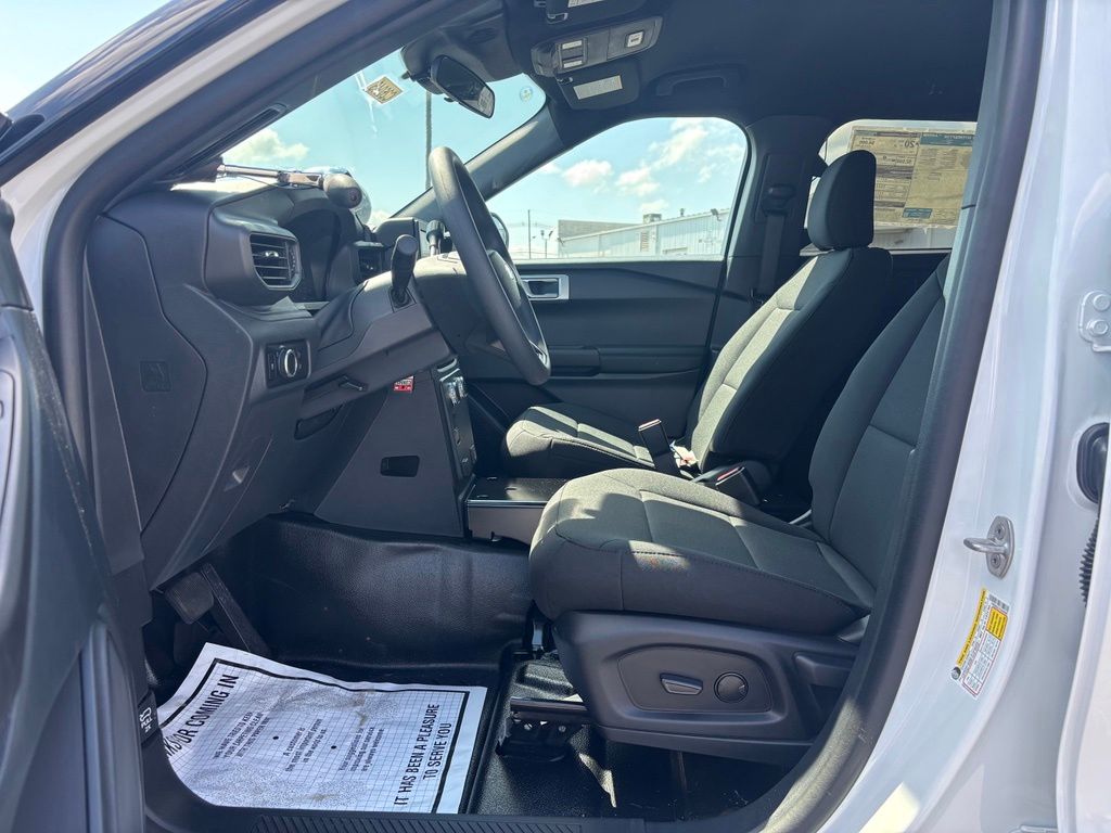 2026 Ford Explorer Utility Police Interceptor - Photo 9