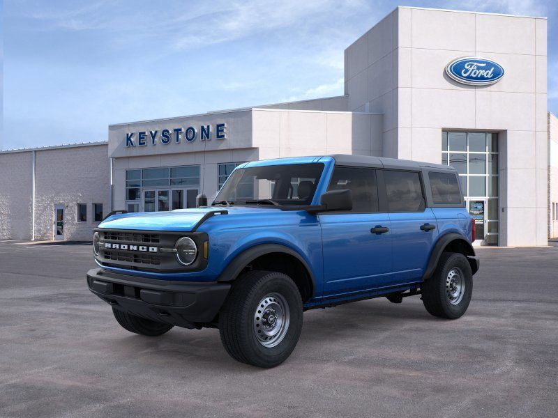 2025 Ford Bronco Base 4x4's photo