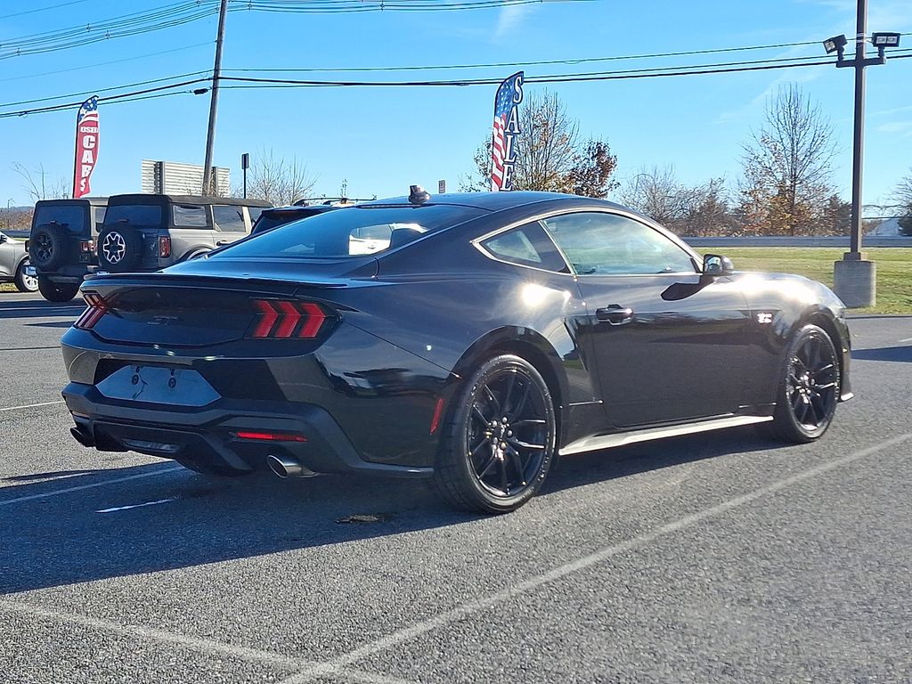 2024 Ford Mustang GT Premium photo 4