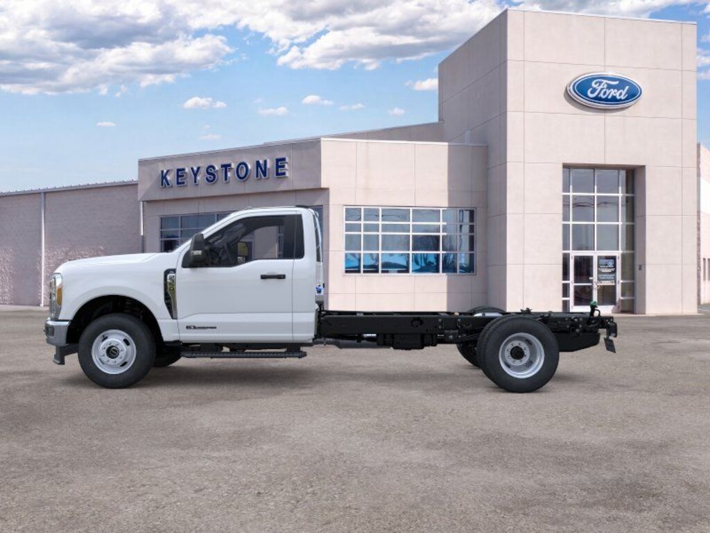 New 2026 Ford F-350SD XL Chassis