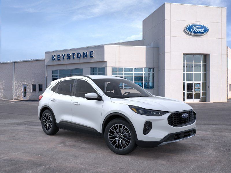 2025 Ford Escape Plug-In Hybrid Base