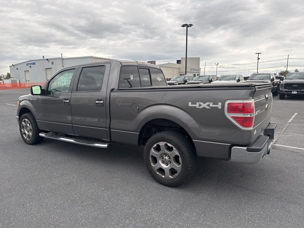2009 Ford F-150 XLT photo 3