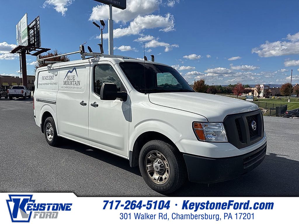 2017 Nissan NV Cargo SV's photo