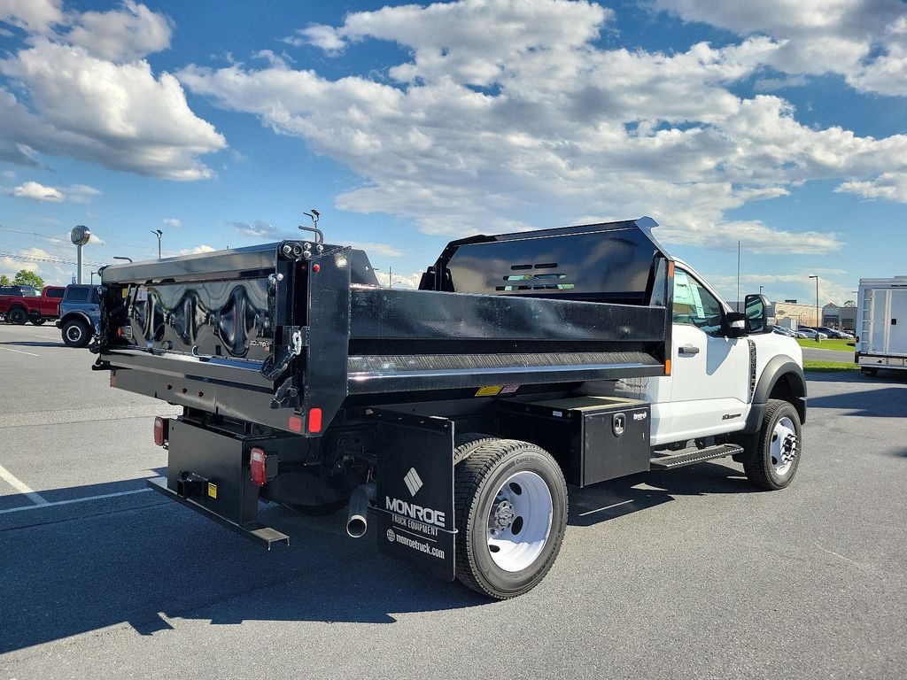 2023 Ford F-550 photo 4