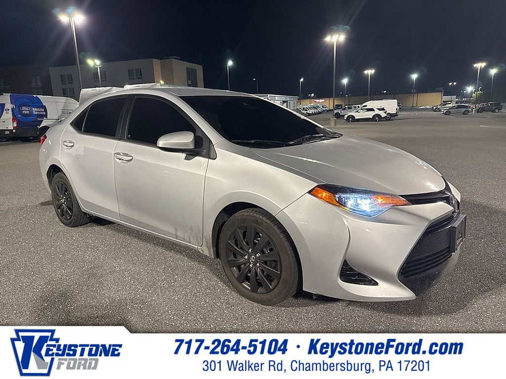 2017 Toyota Corolla LE's photo