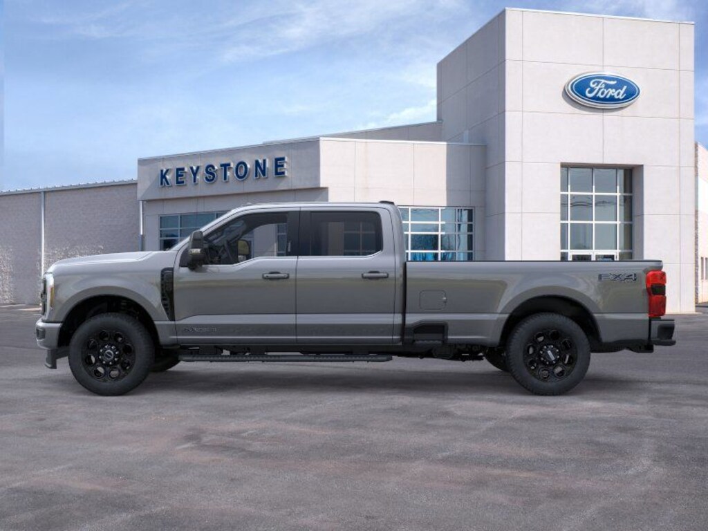 New 2026 Ford F-350SD Lariat Truck