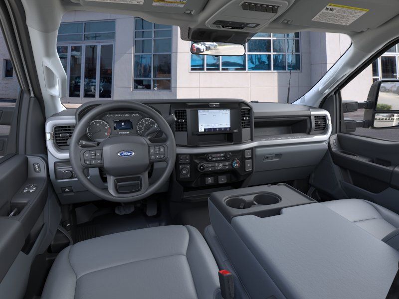 2025 Ford F-600 Super Duty Chassis Cab XL - Photo 9